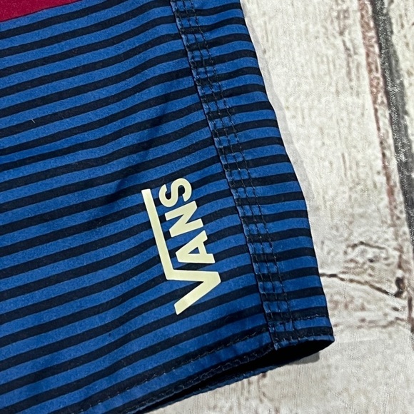 Vans Skateboarding Beach Summer Surfing Board Shorts Trunks - Picture 4 of 10